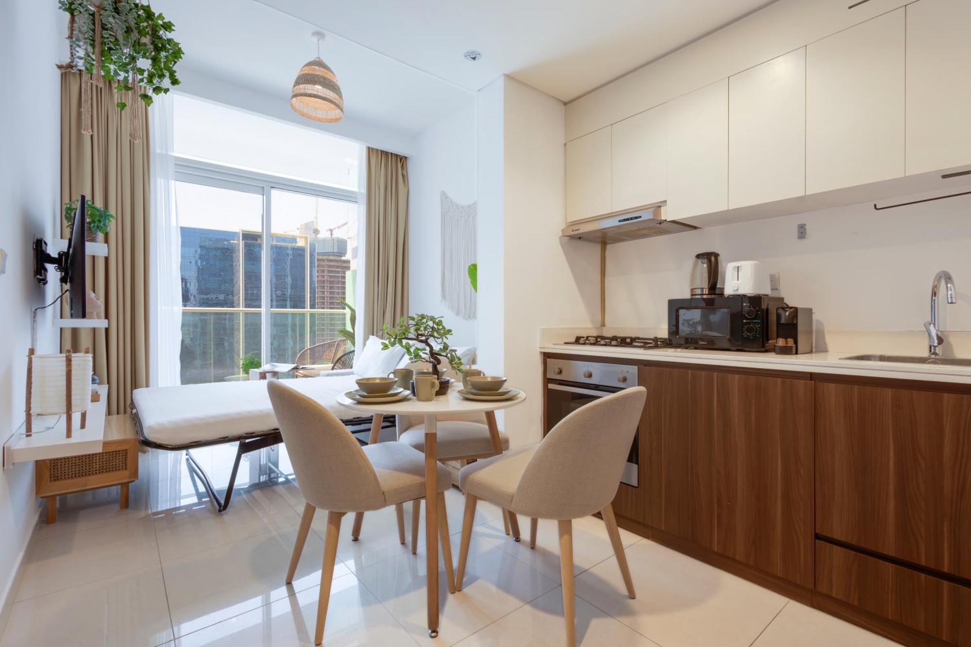 Apartment Sophisticated Living 1br With Burj Khalifa View Dubai