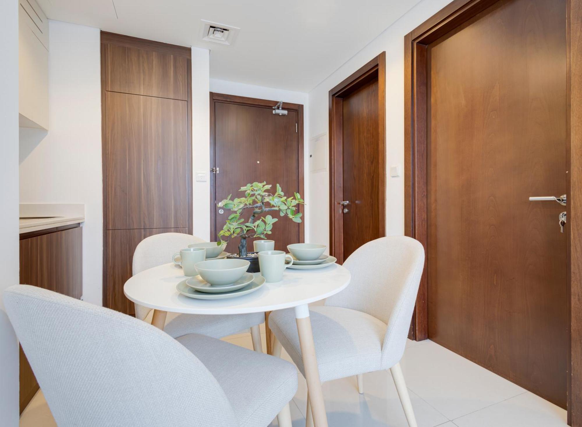 Sophisticated Living 1br With Burj Khalifa View