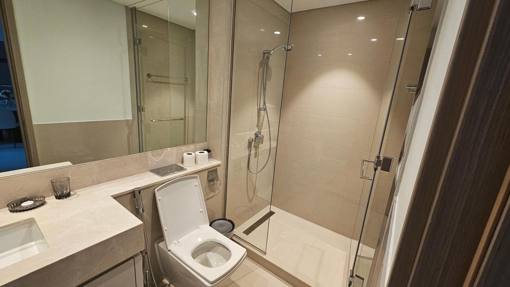 Mh - Act Tower - Downtown - 2br- Ref 403