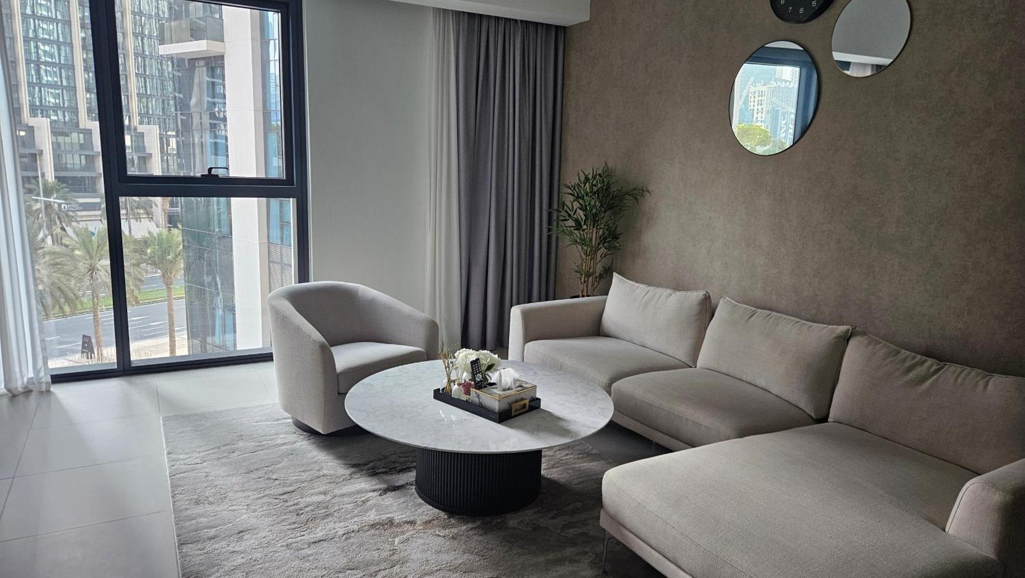 Mh - Act Tower - Downtown - 2br- Ref 403 * Dubai