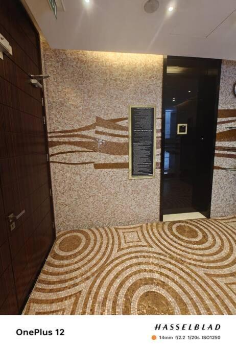 Apartment Luxurious 500 Meters Next To Mall