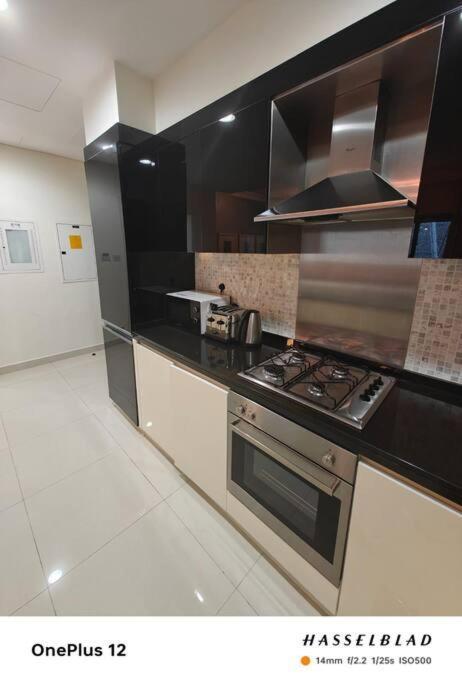 Apartment Luxurious 500 Meters Next To Mall