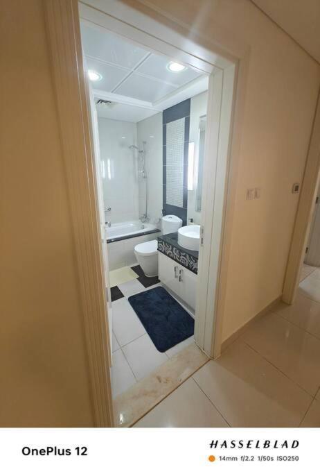 Apartment Luxurious 500 Meters Next To Mall