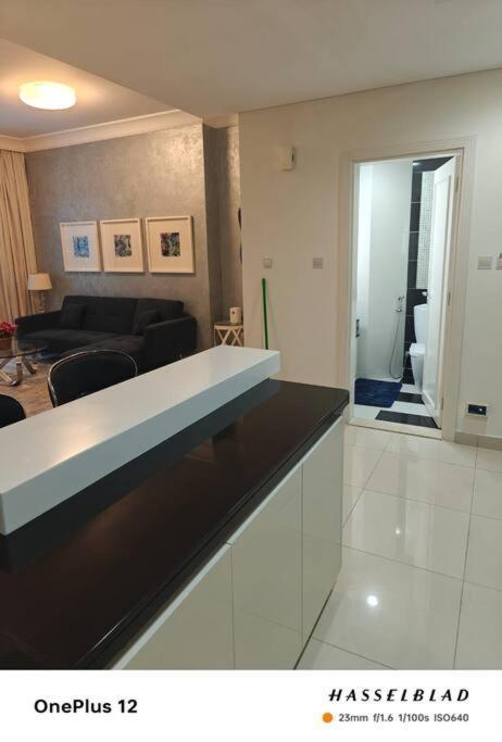 Luxurious 500 Meters Next To Mall * Dubai