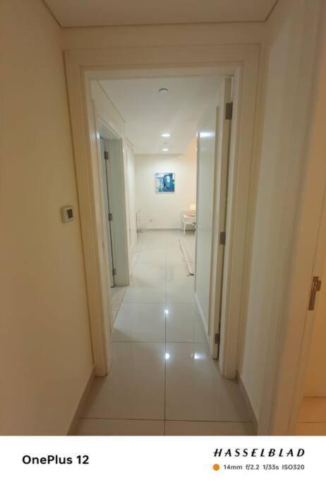 Luxurious 500 Meters Next To Mall Apartment *