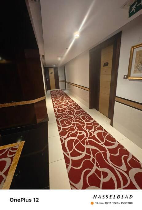 Apartment Luxurious 500 Meters Next To Mall