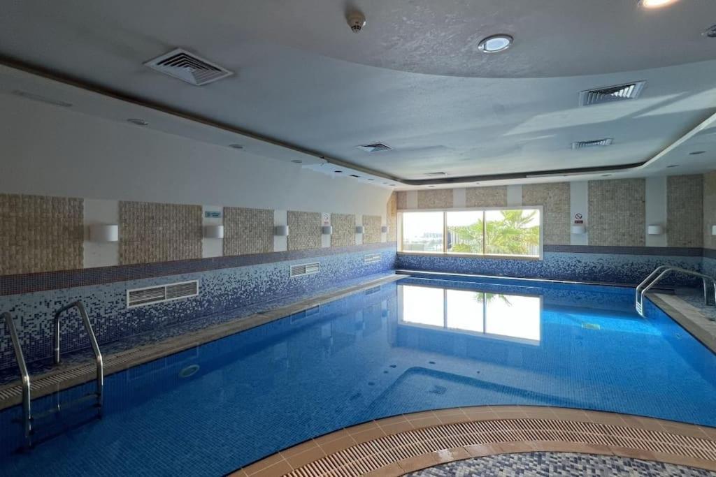 Lux 2br With Sea Views In Marina Apartment Dubai