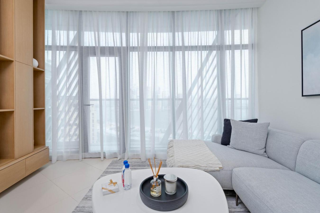 Amazing Sea Views With Direct West Access Dubai