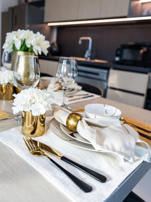 Lux 2br Close To Mall And Burj Khalifa *