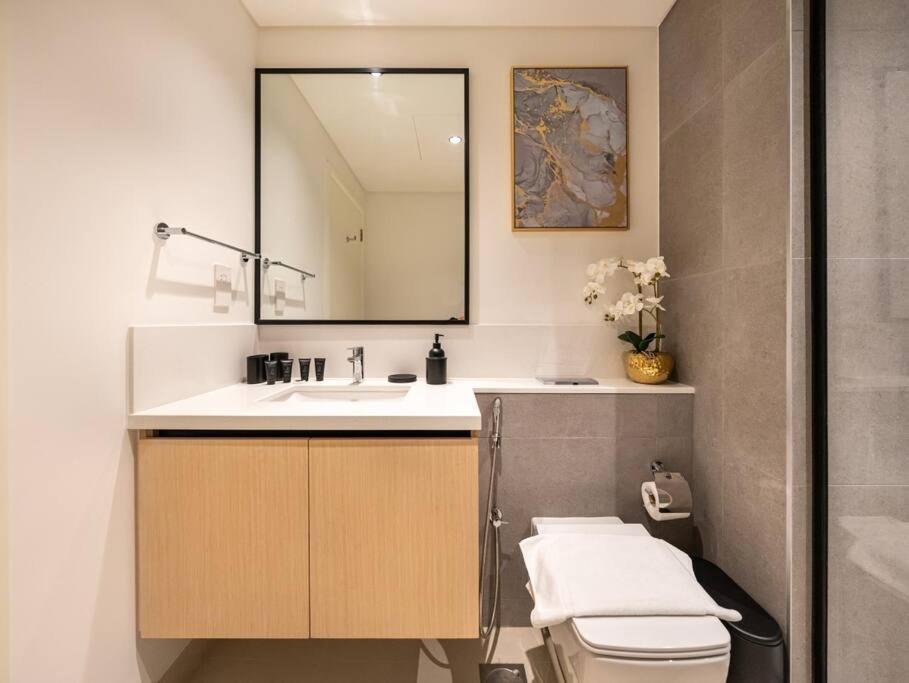 Lux 2br Close To Mall And Burj Khalifa Apartment