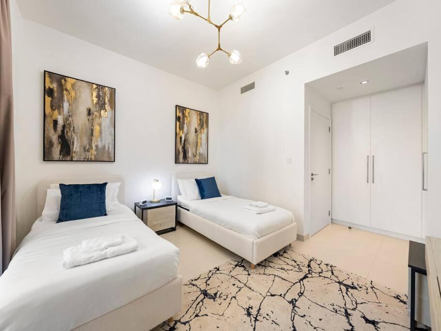 Apartment Lux 2br Close To Mall And Burj Khalifa