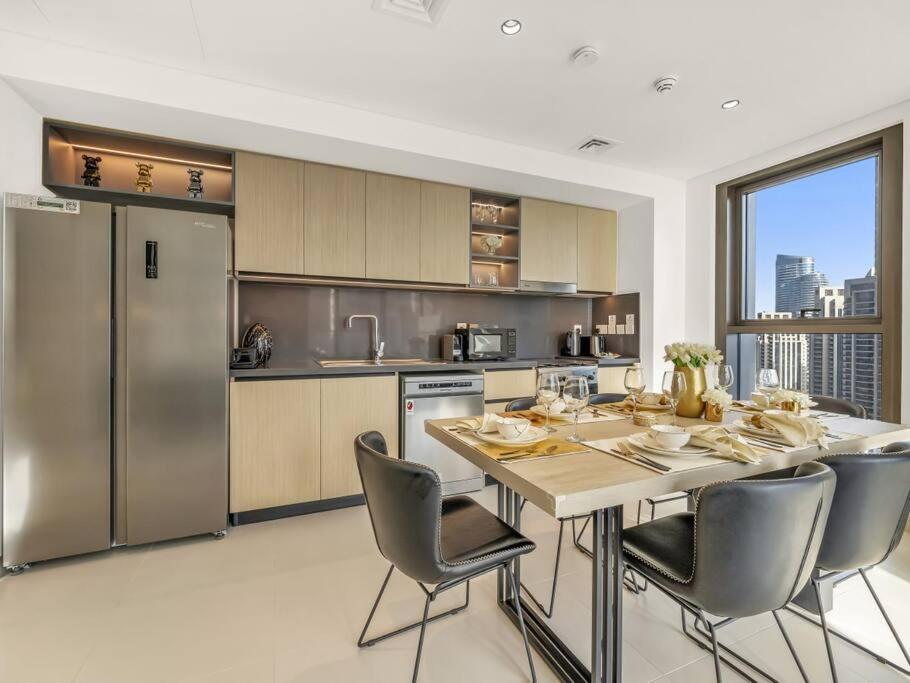 Lux 2br Close To Mall And Burj Khalifa Apartment