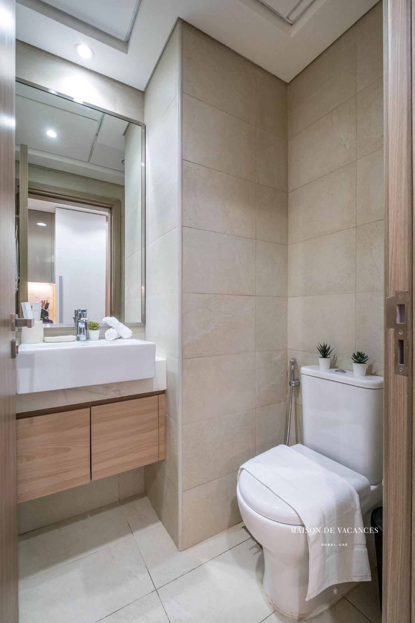 Charming 10 Minutes From Mall *