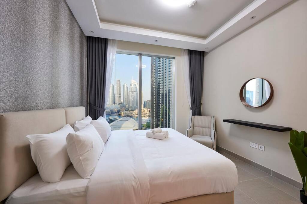 Tick - 4br Burj Khalifa Fountain Views 1 * Dubai