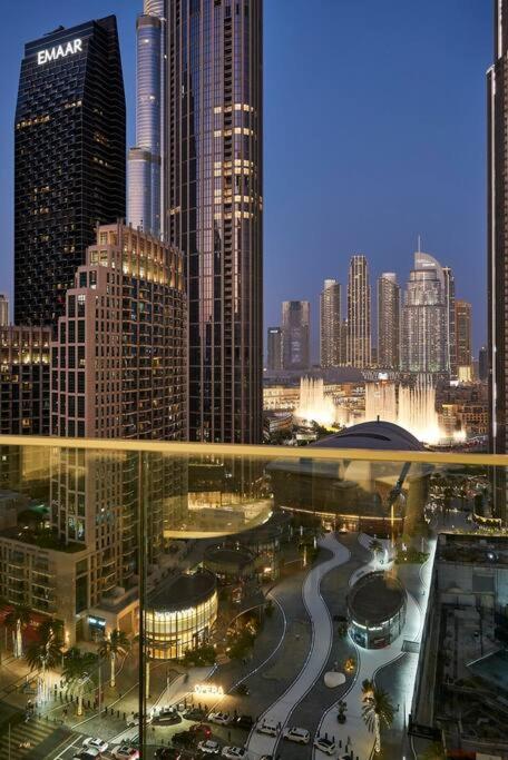 Tick - 4br Burj Khalifa Fountain Views 1 * Dubai