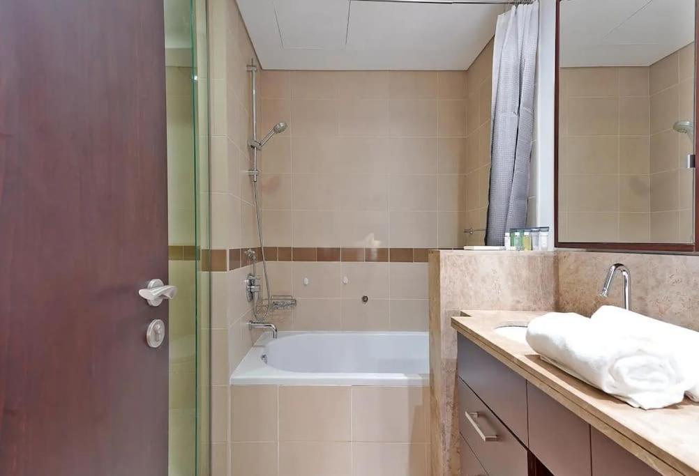 29 Boulevard - 2br In Downtown With Burj Khalifa View * Dubai