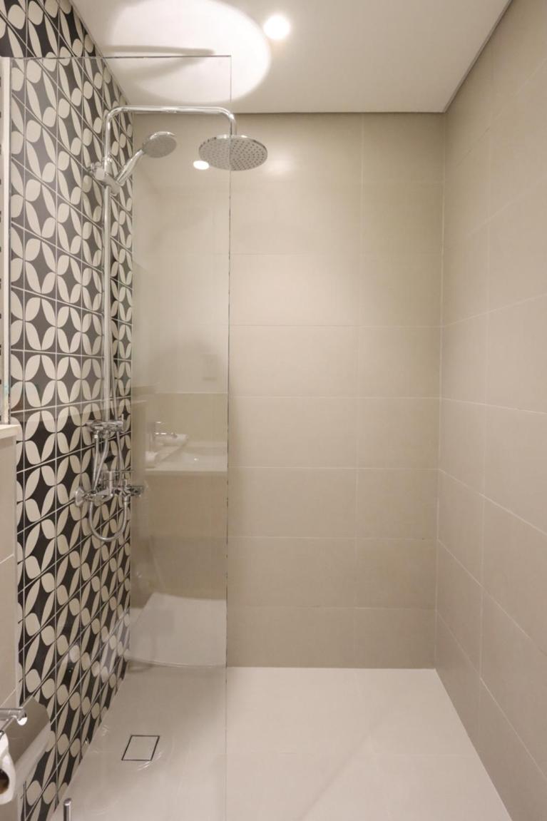 Livbnb - 2b In Heart Of , Hills Apartment