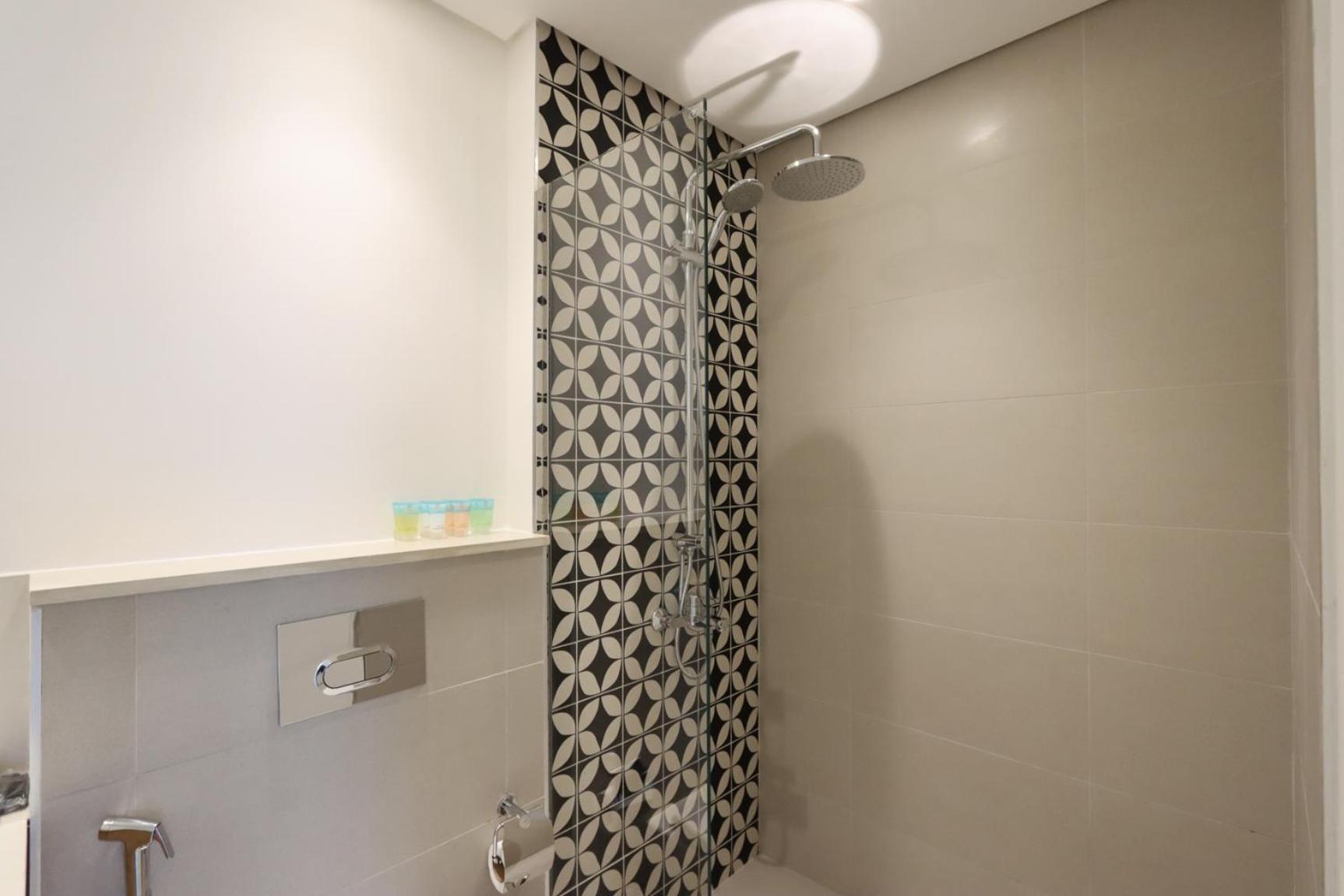 Apartment Livbnb - 2b In Heart Of , Hills