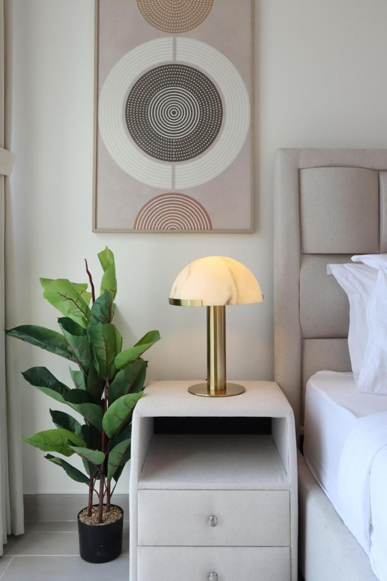 Livbnb - 2b In Heart Of , Hills * Dubai