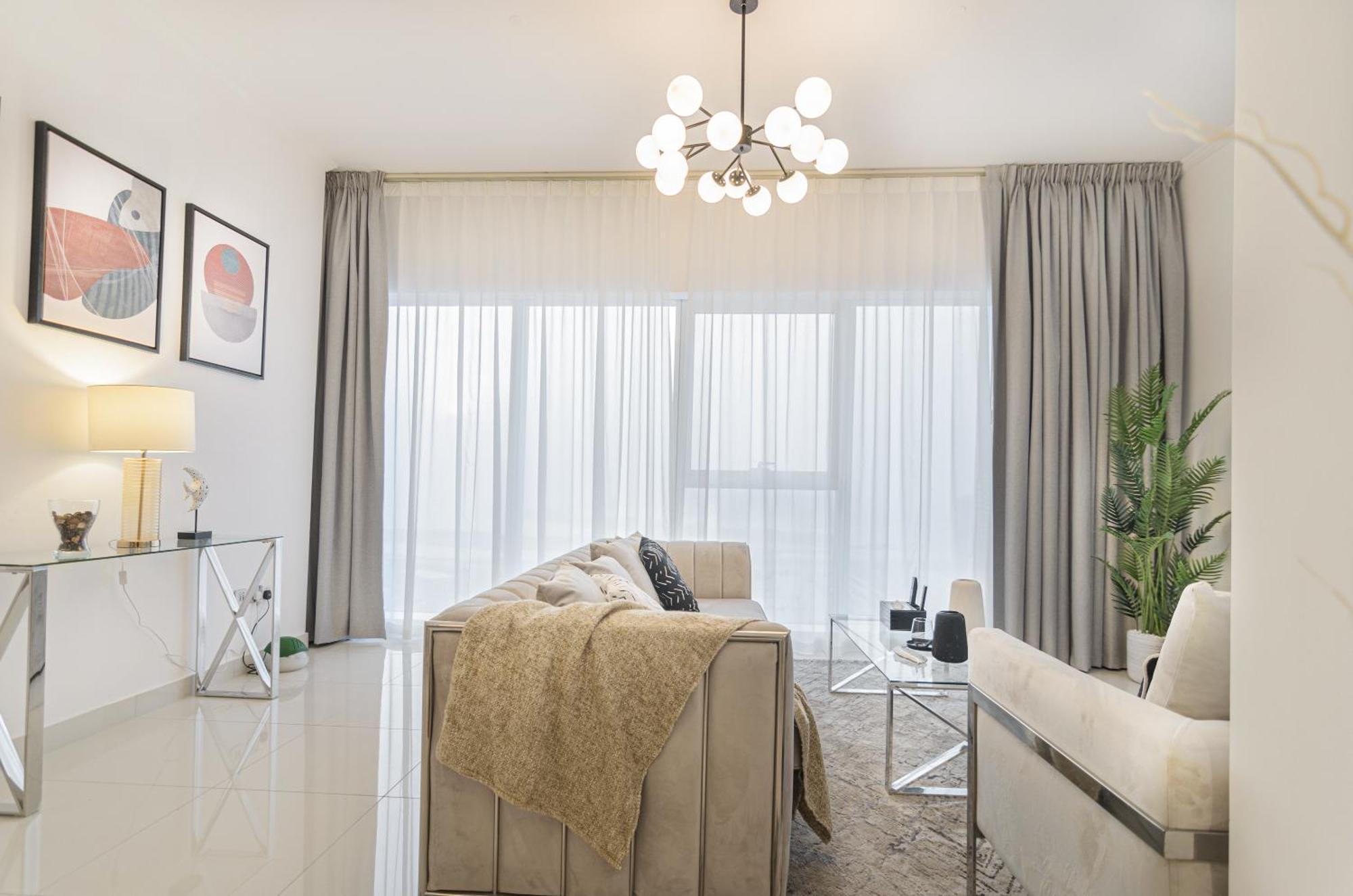 Oskena Vacation Homes- Beautiful High Floor Two Bedroom In Marina