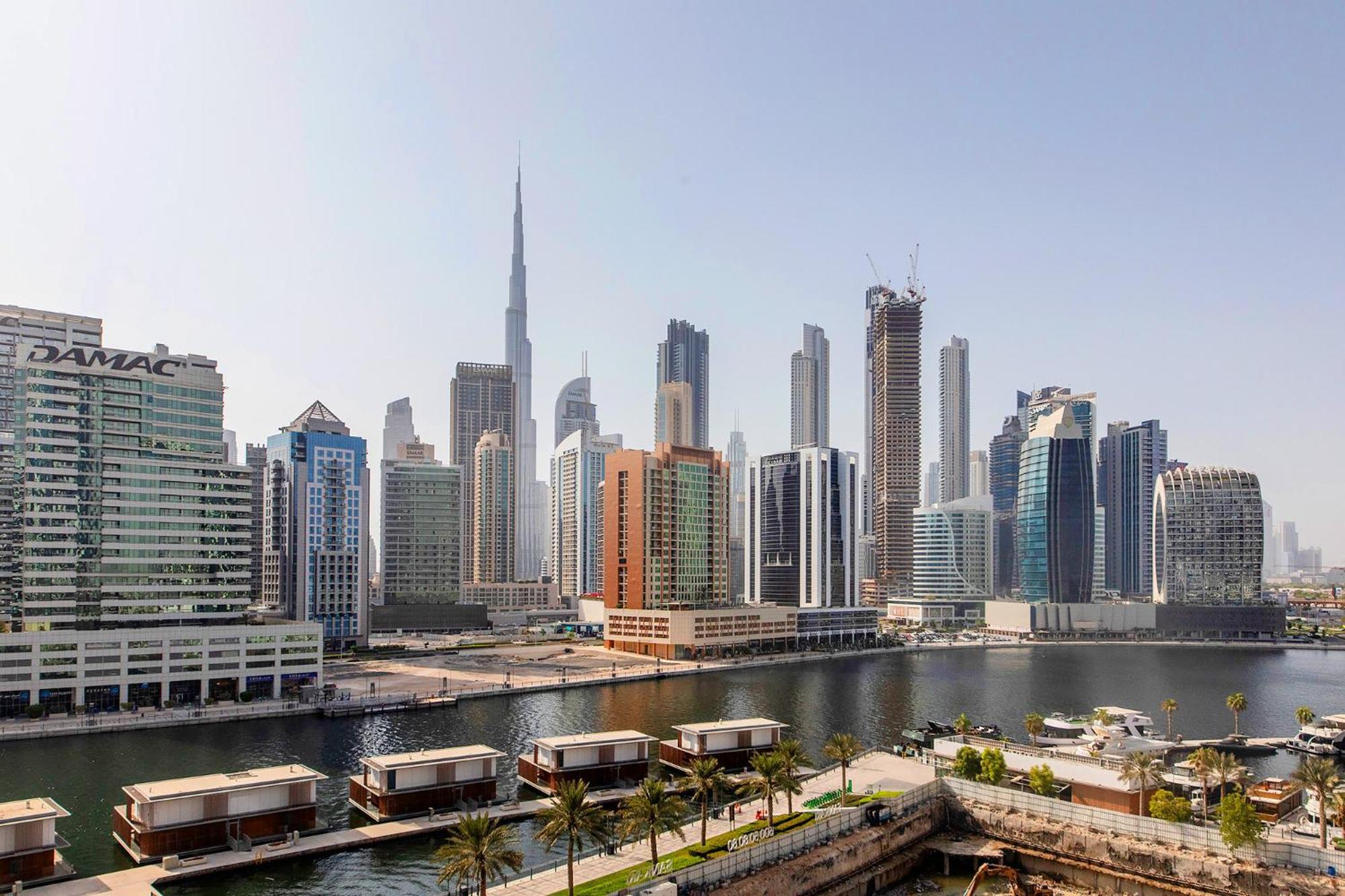 Luxe Waterfront In 15 Northside Business Bay Dubai