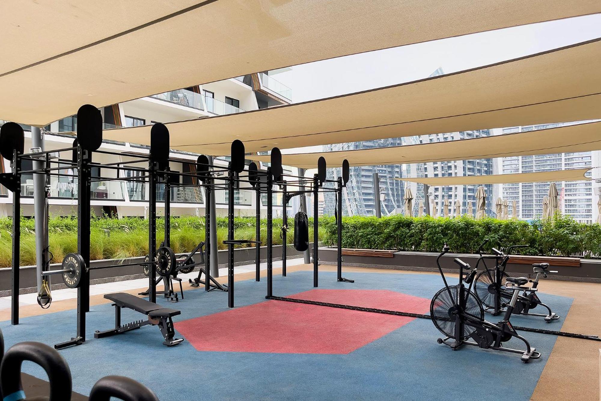 Luxe Waterfront In 15 Northside Business Bay * Dubai