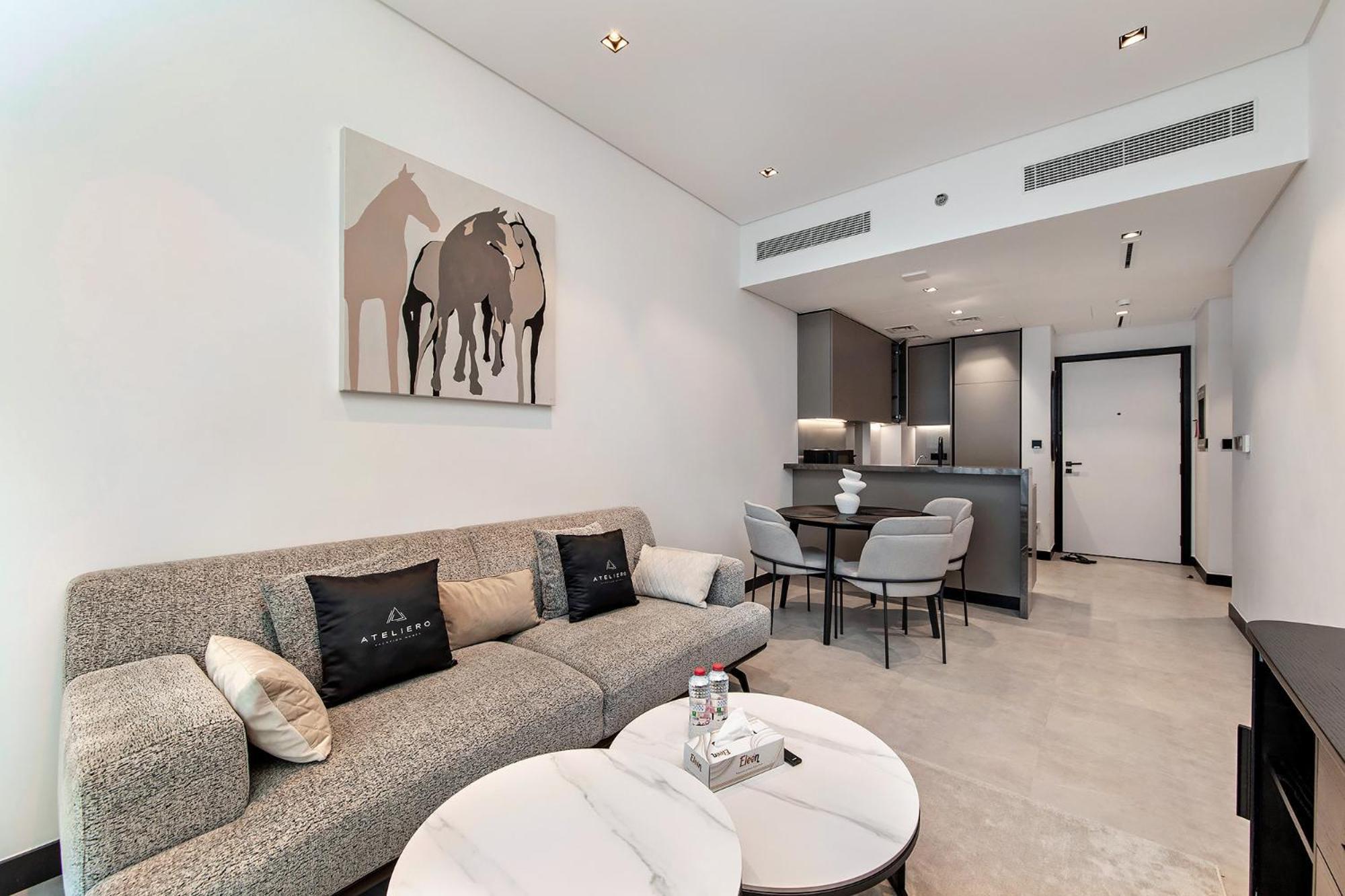 Luxe Waterfront In 15 Northside Business Bay * Dubai