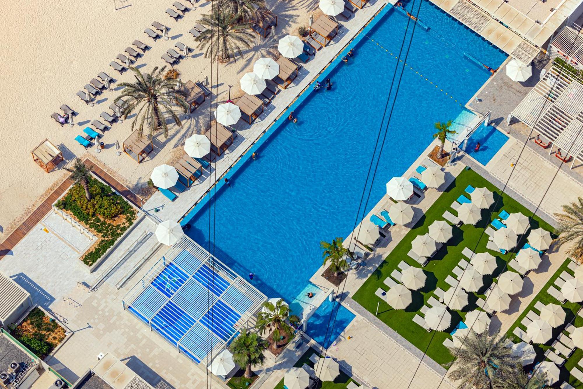 Daniels Sea View 3br Plus Maids In Address Jbr * Dubai