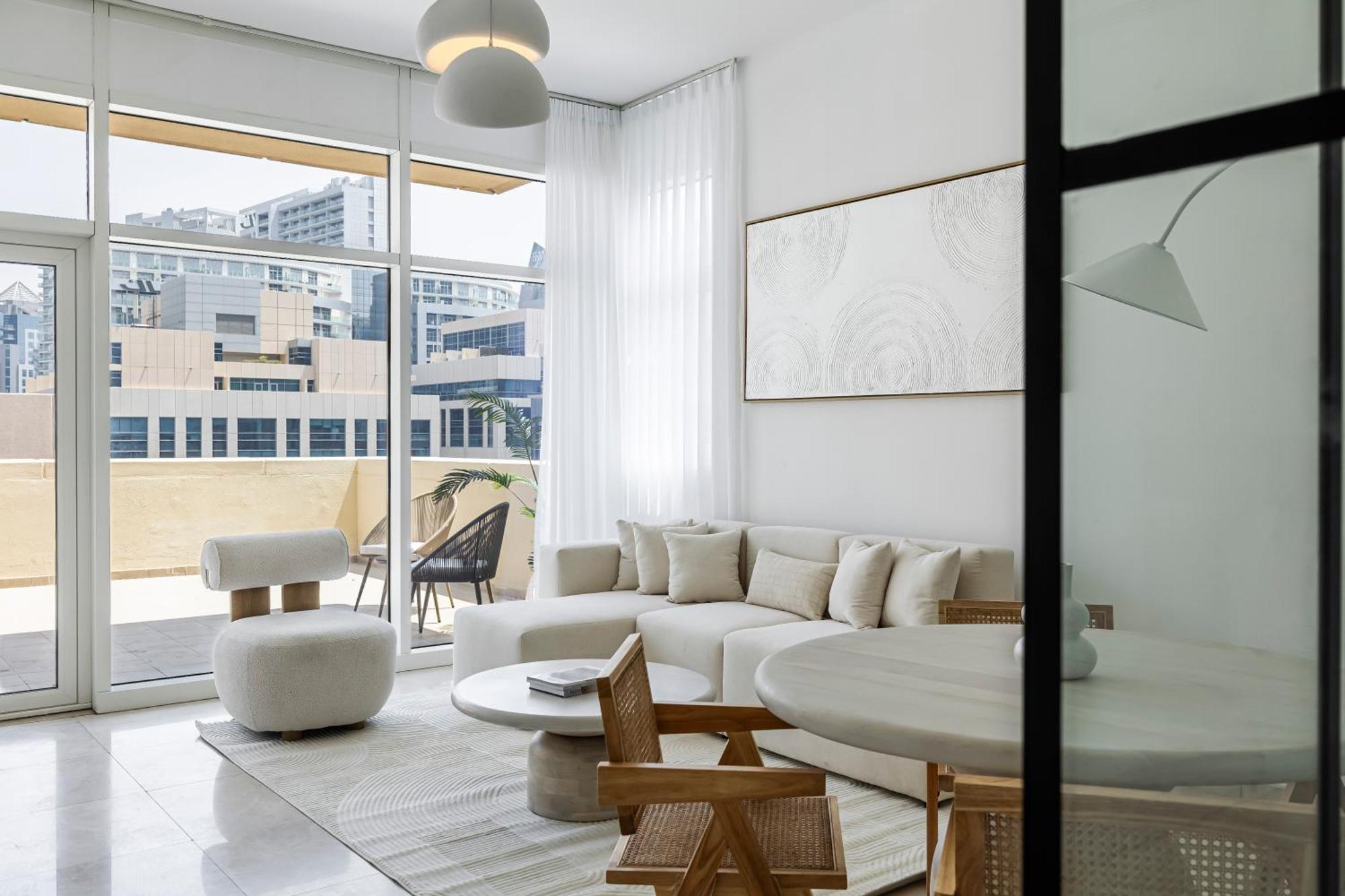 Apartment 1br With Study View Bay Square B7