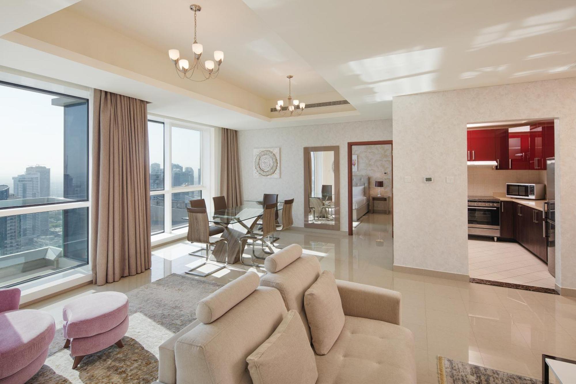 Barcelo Residences Marina *