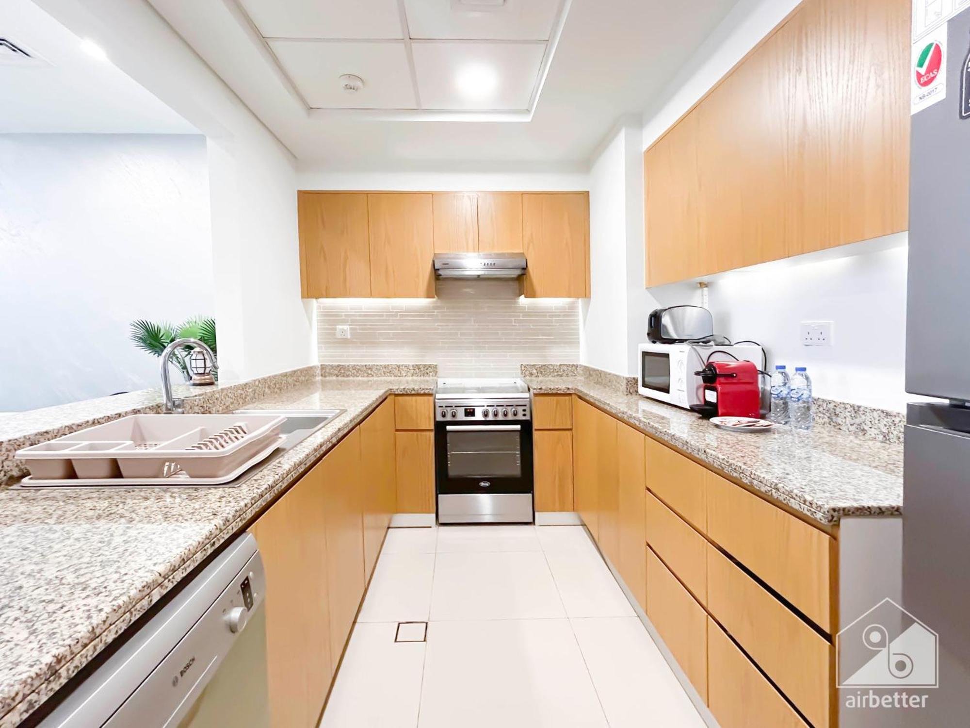 Gorgeous 2br In Bellevue Downtown With Burj View *