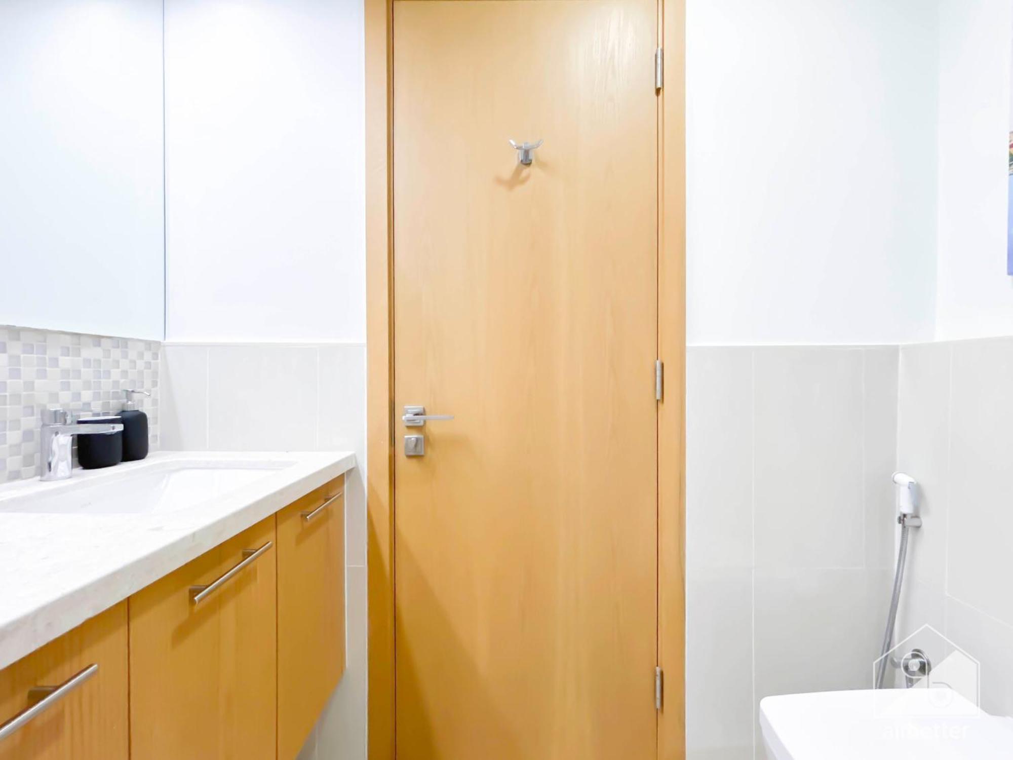 Gorgeous 2br In Bellevue Downtown With Burj View Apartment *