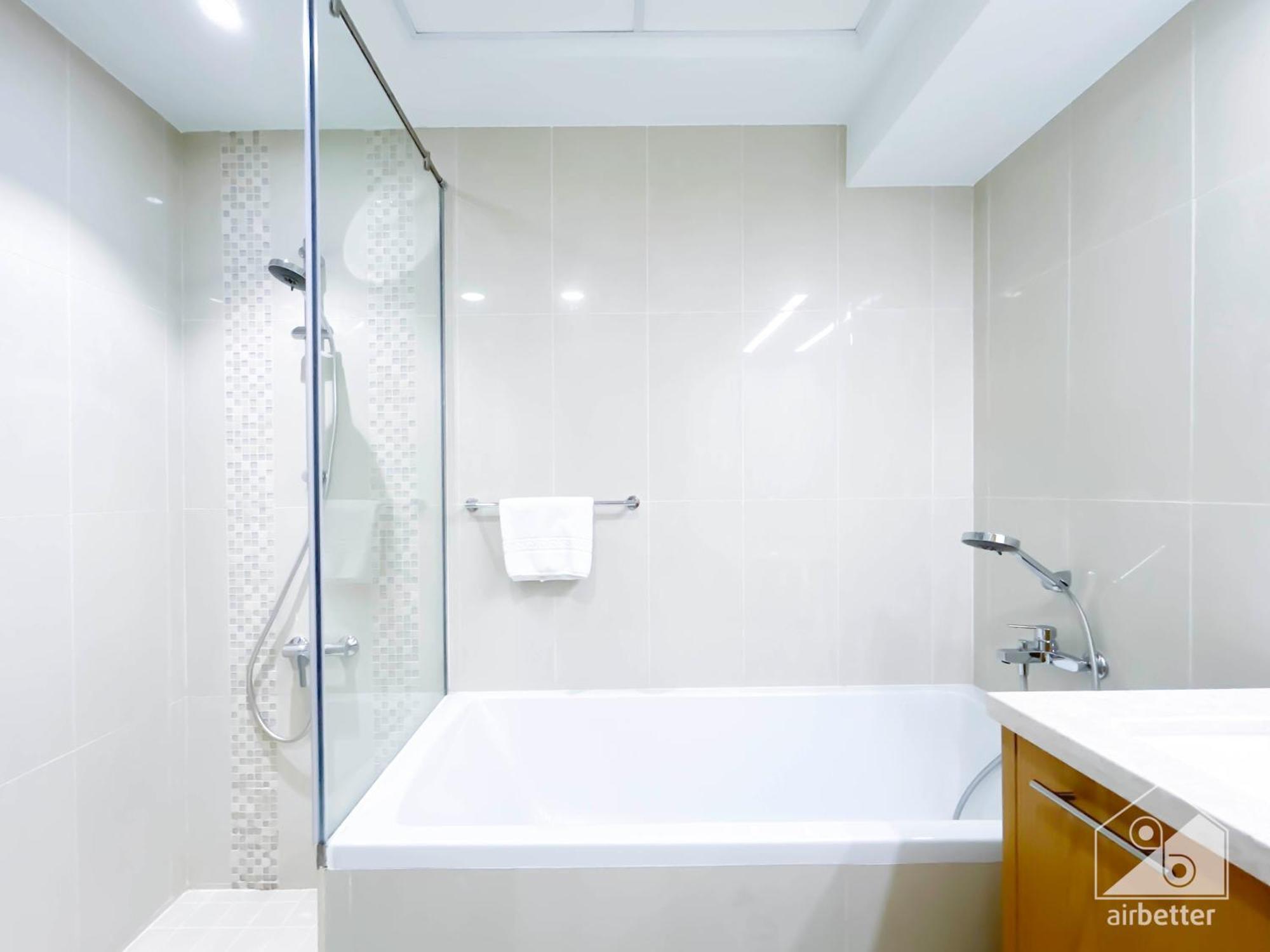 Gorgeous 2br In Bellevue Downtown With Burj View
