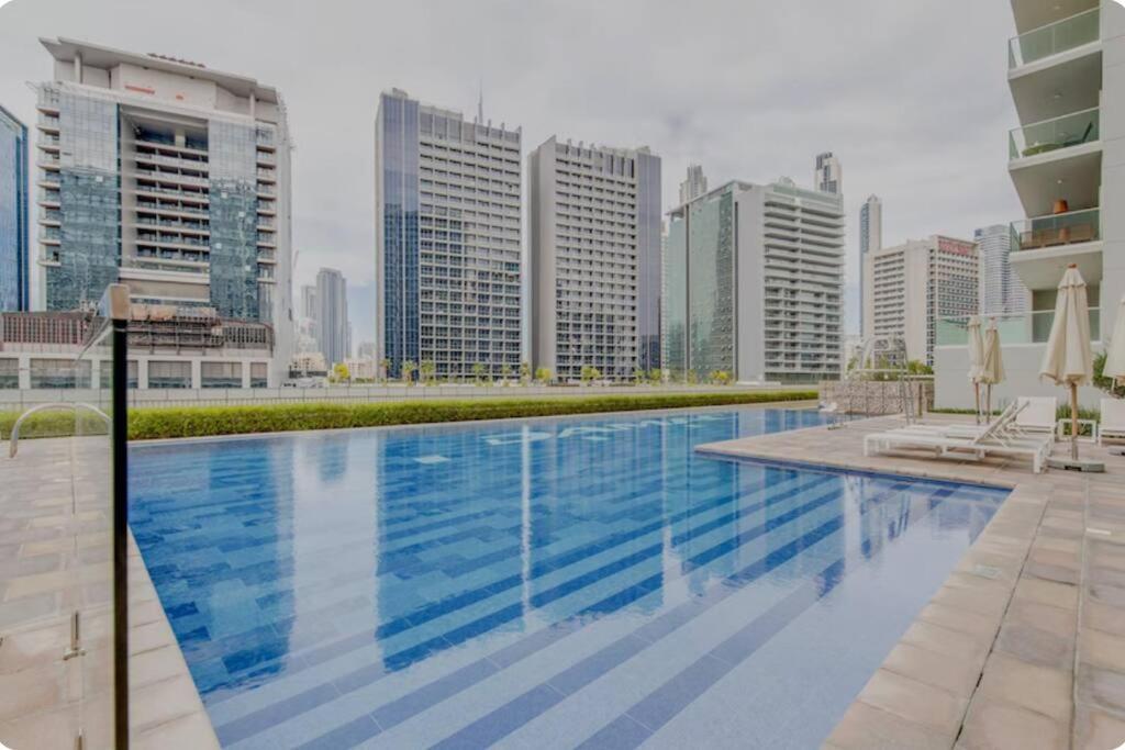 Apartment Stunning 1bhk With A Canal View *