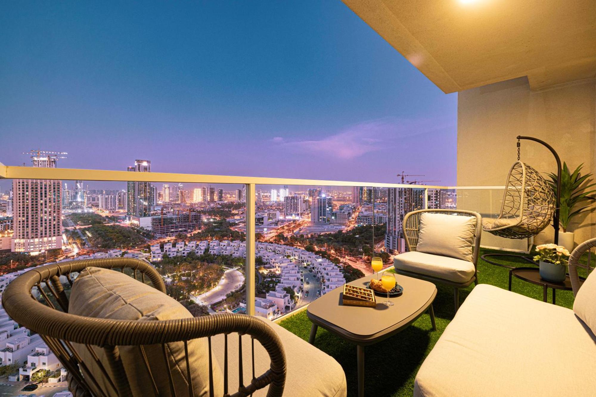 Smartstay At Zaya Hameni - Modern Luxury - Unique In Jvc Apartment *