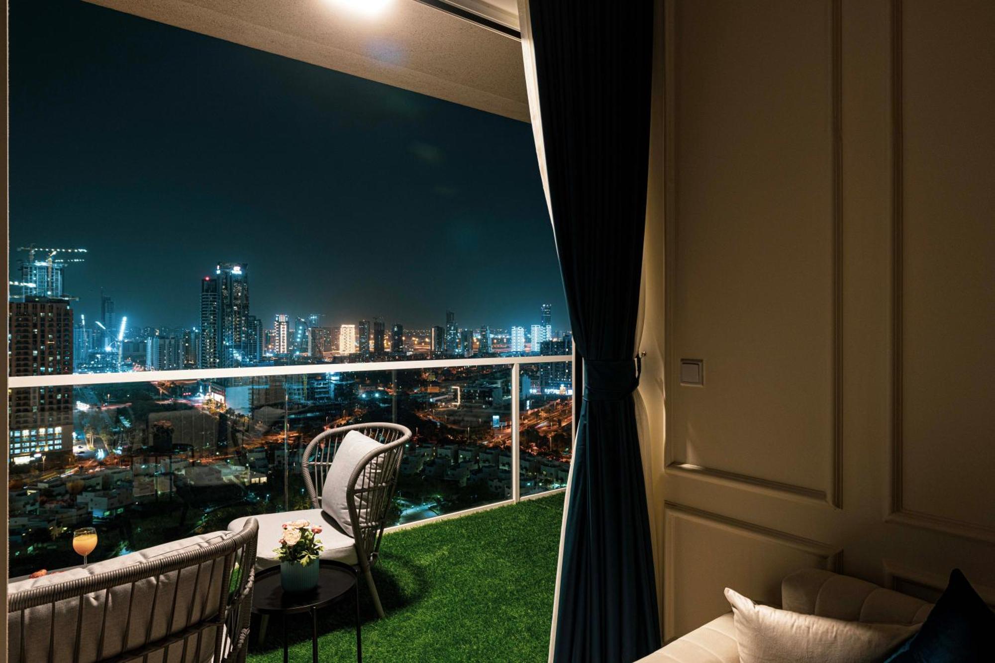 Smartstay At Zaya Hameni - Modern Luxury - Unique In Jvc *