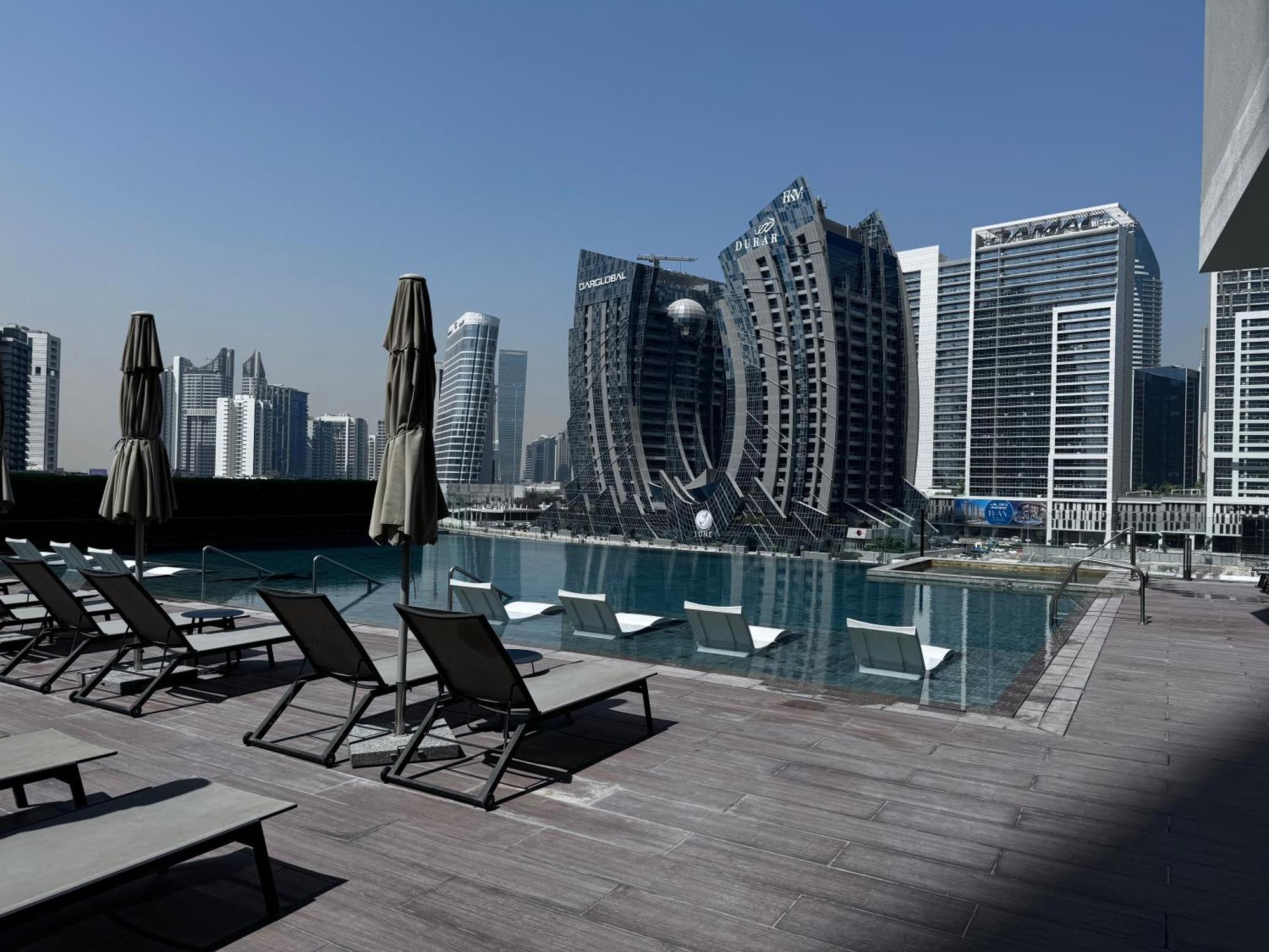 Apartment Quite Luxury Burj Khalifa View *