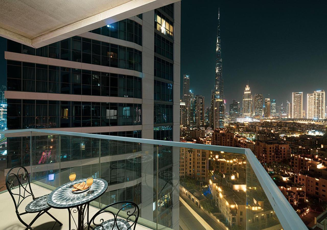 Apartment Full Burj Khalifa View - 9 Min Walk To Mall & Fountain - Luxury 1 Bedroom - Gym - Pool *