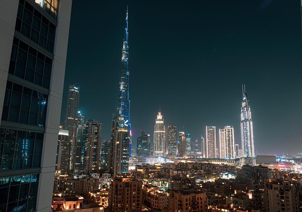 Full Burj Khalifa View - 9 Min Walk To Mall & Fountain - Luxury 1 Bedroom - Gym - Pool * Dubai