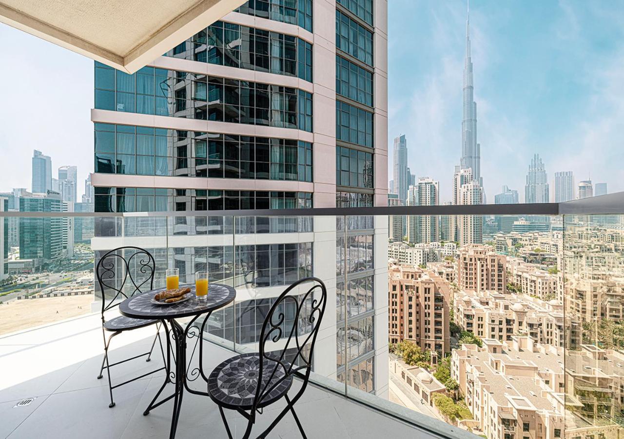 Full Burj Khalifa View - 9 Min Walk To Mall & Fountain - Luxury 1 Bedroom - Gym - Pool