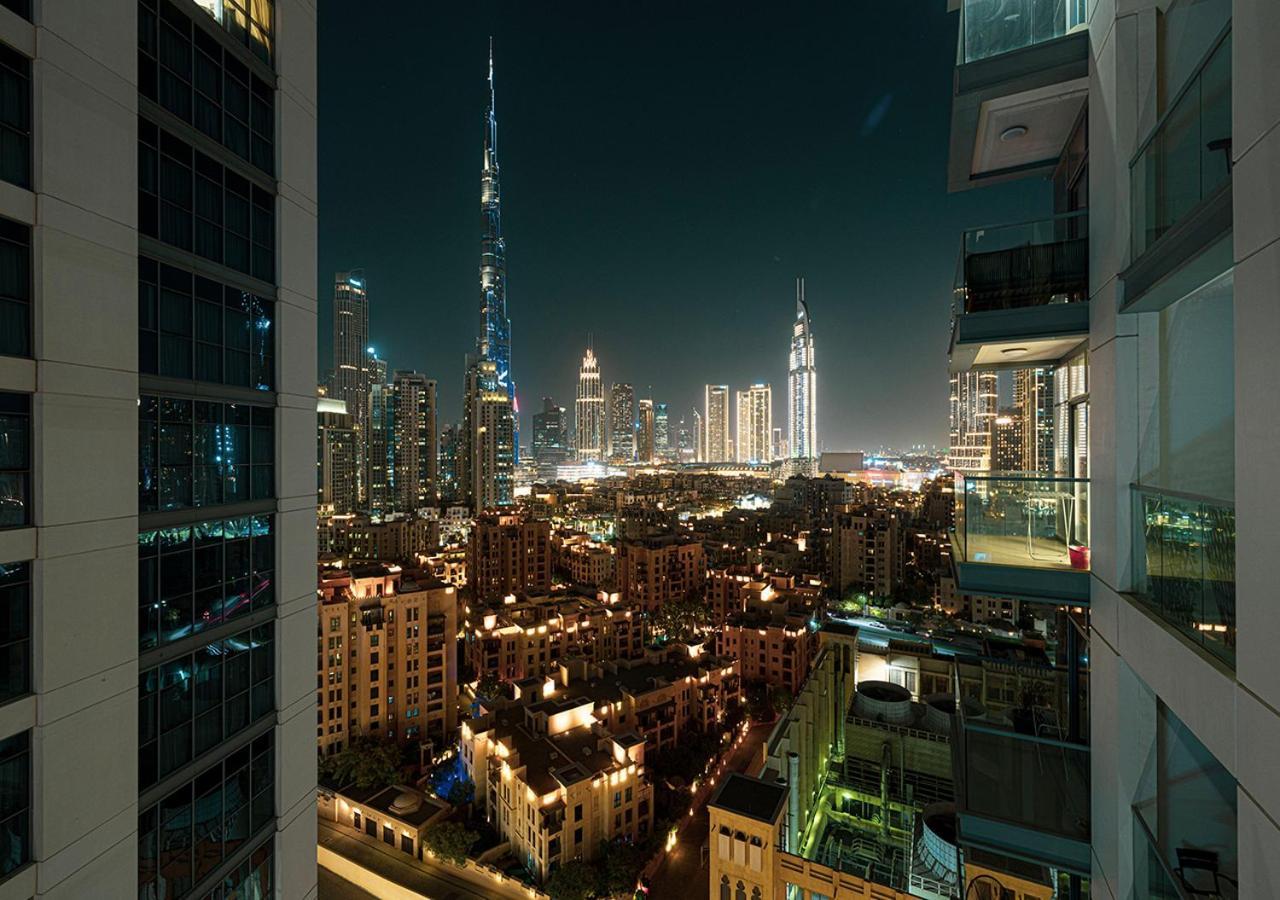Full Burj Khalifa View - 9 Min Walk To Mall & Fountain - Luxury 1 Bedroom - Gym - Pool