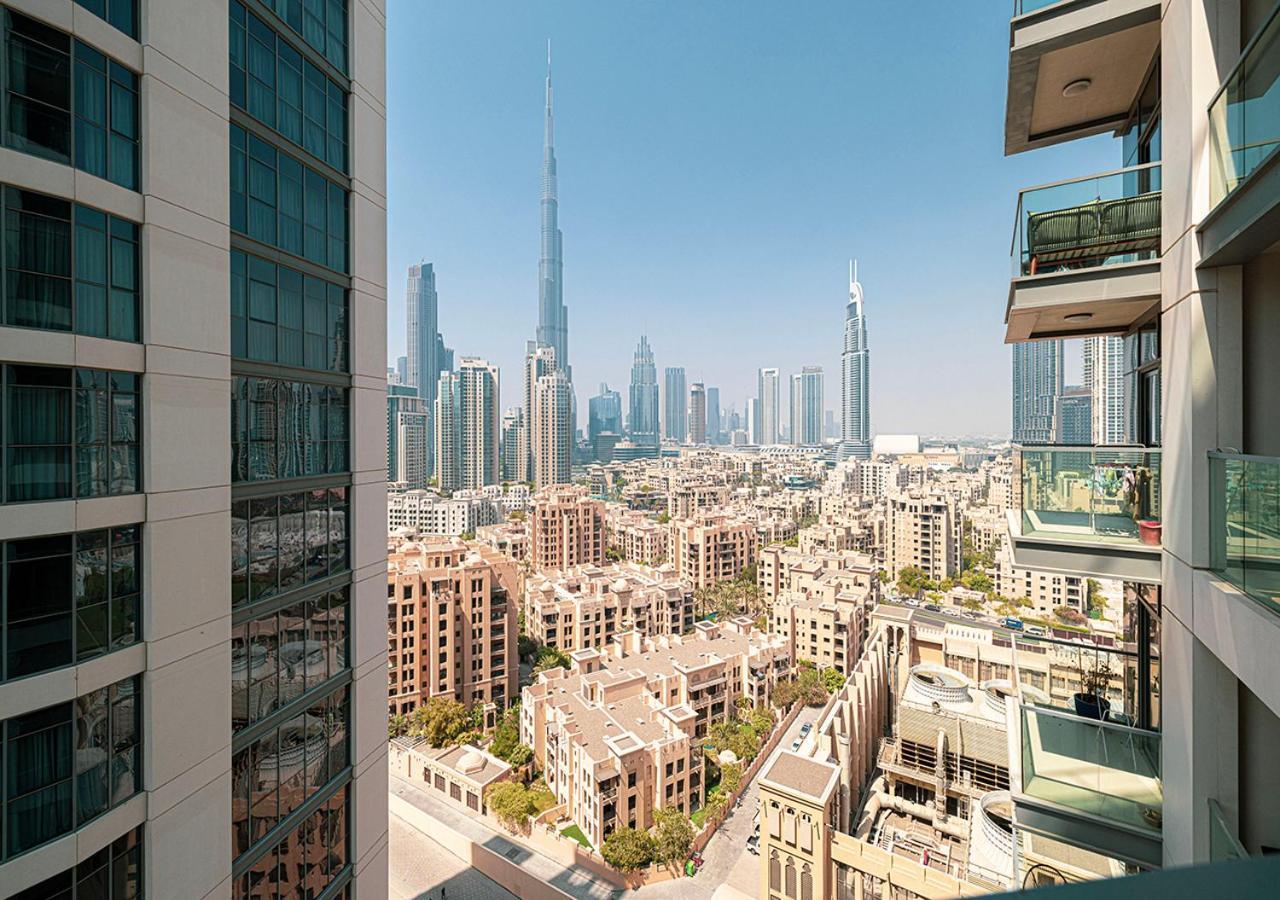 Apartment Full Burj Khalifa View - 9 Min Walk To Mall & Fountain - Luxury 1 Bedroom - Gym - Pool *