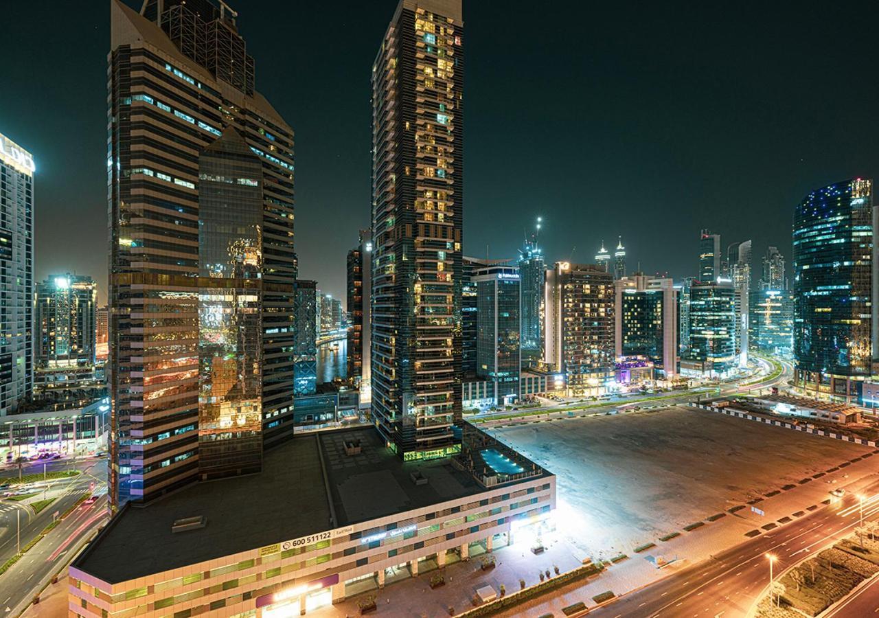 Full Burj Khalifa View - 9 Min Walk To Mall & Fountain - Luxury 1 Bedroom - Gym - Pool Apartment