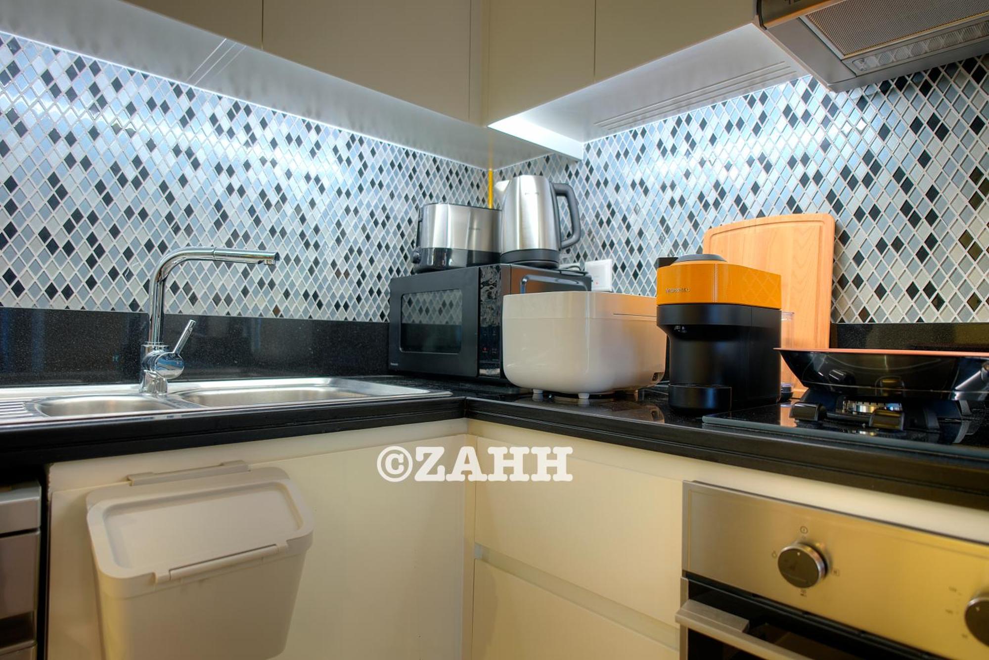 Business Bay Retreat Apartment *