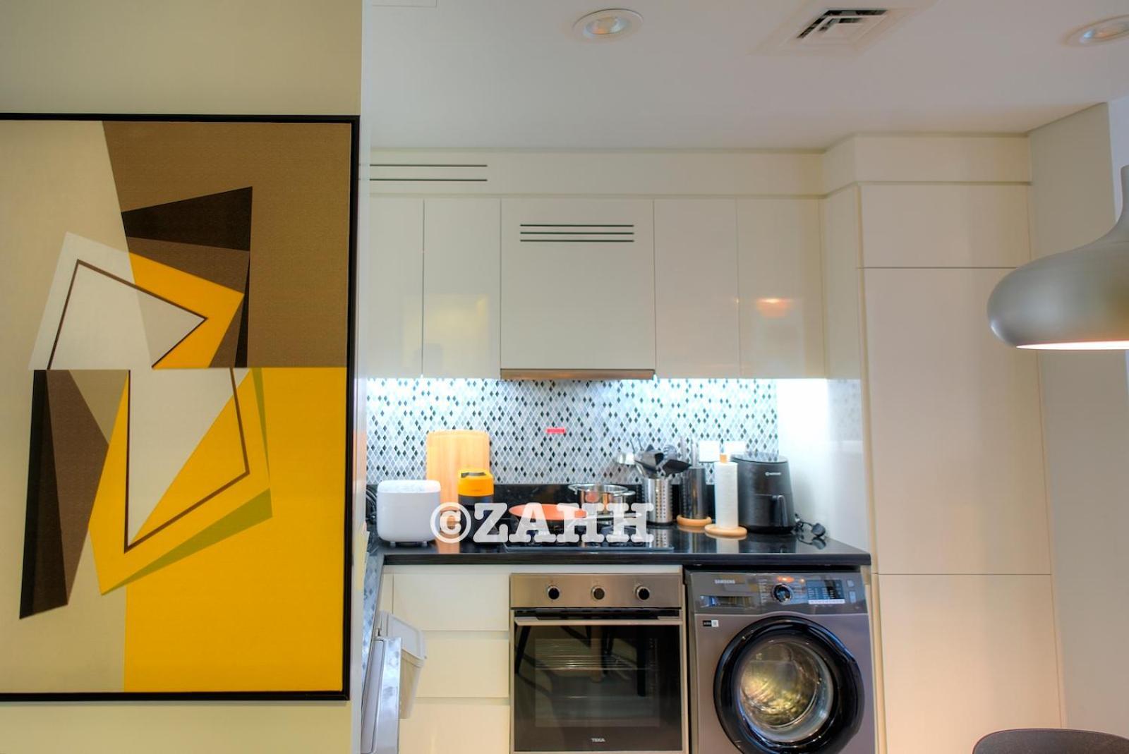 Business Bay Retreat Apartment *
