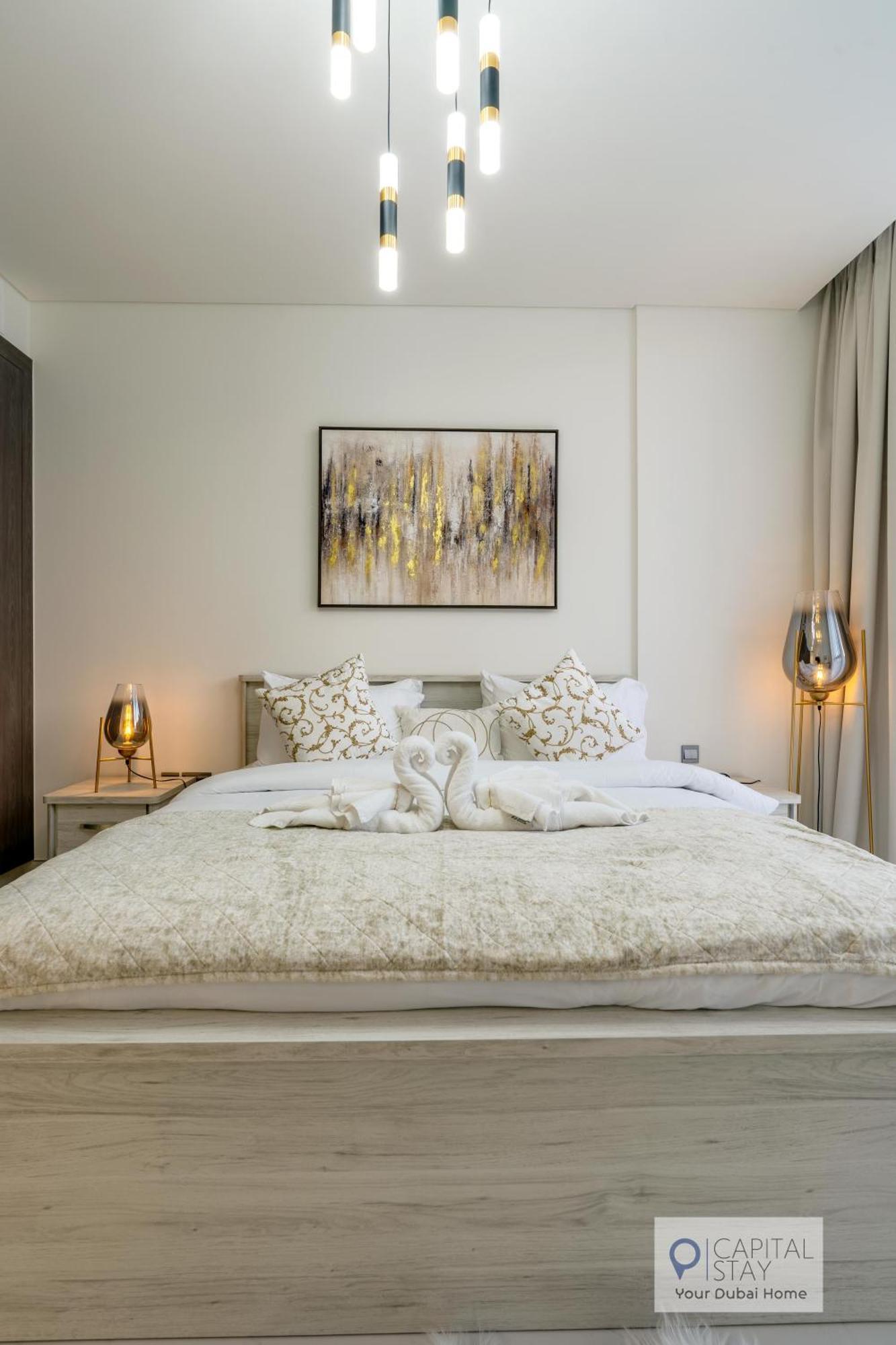 Apartment 2 Bed In District One - Lagoon Views
