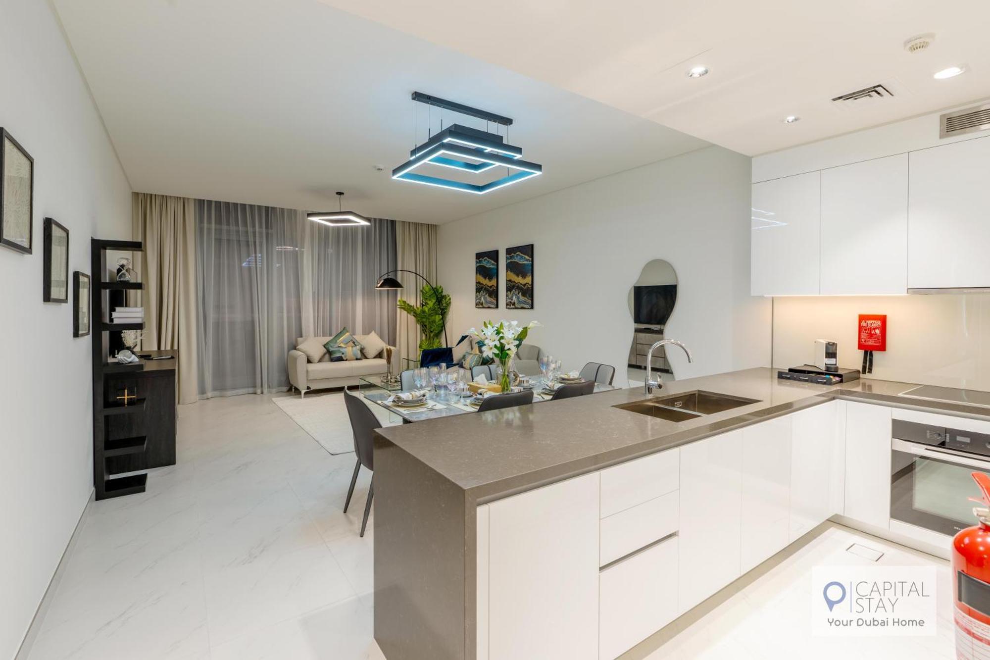 Apartment 2 Bed In District One - Lagoon Views *