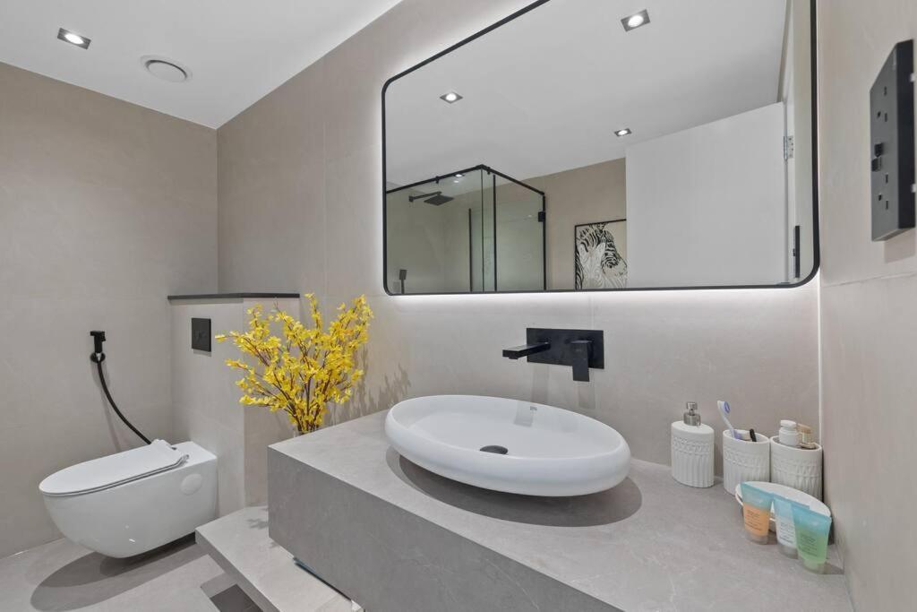 Bellavista - 29 Blvd - 2 Bedroom Fabulous Fountain View Apartment *