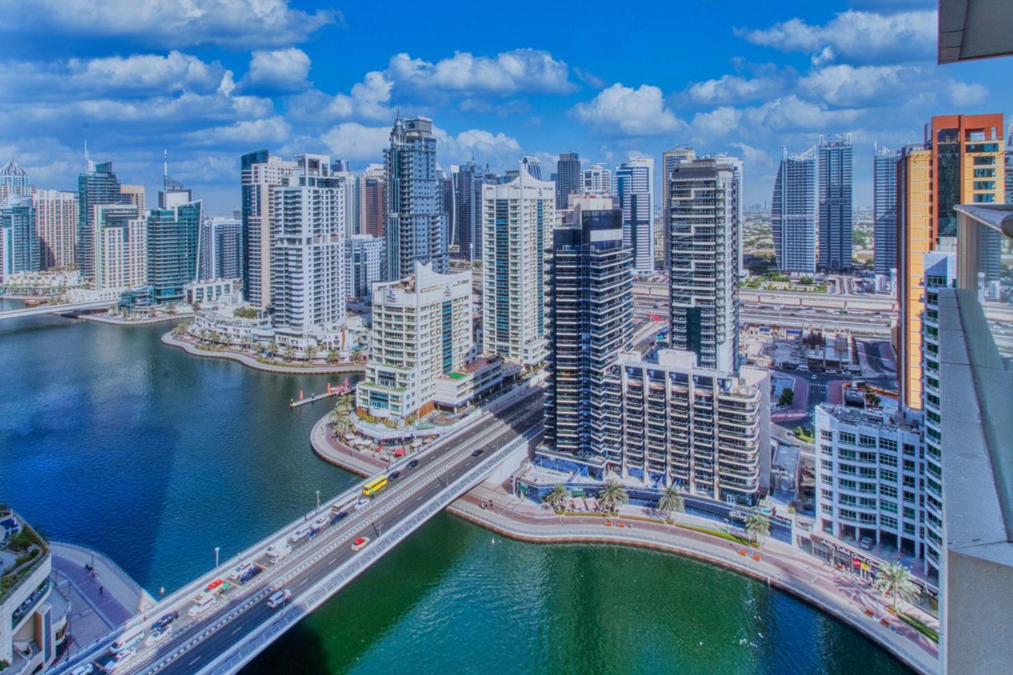 Shoresinn - Waterfront In Heart Of Marina Apartment *