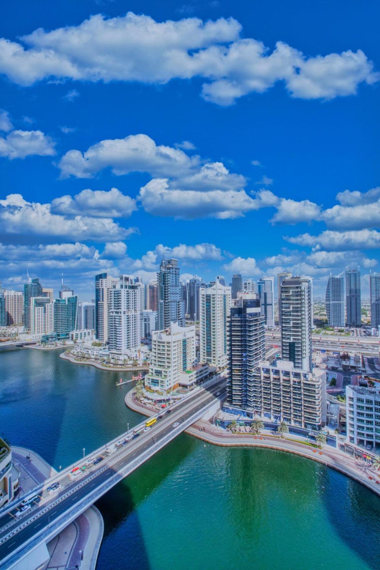 Shoresinn - Waterfront In Heart Of Marina Apartment *